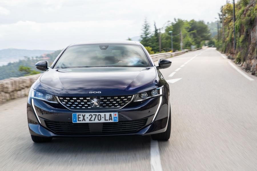 Peugeot 508 2018 года  (WW) (фото 31 из 36)
